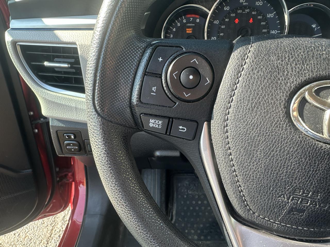 Toyota Corolla 4dr Sdn CVT LE Premium (Natl) 2015