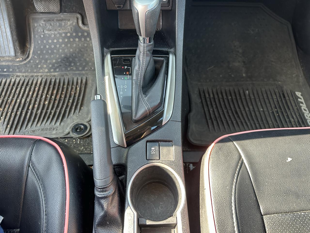 Toyota Corolla 4dr Sdn CVT LE Premium (Natl) 2015
