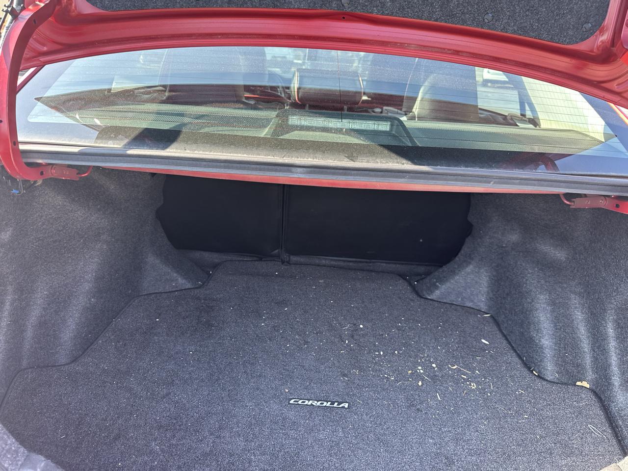 Toyota Corolla 4dr Sdn CVT LE Premium (Natl) 2015