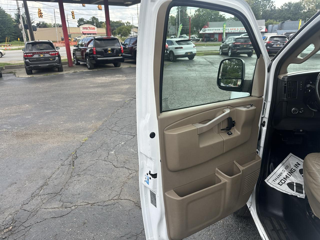Chevrolet Express Cargo Van RWD 3500 135" 2016