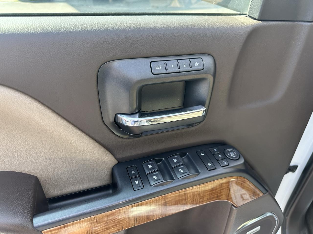 GMC Sierra 1500 4WD Crew Cab 143.5" SLT 2018