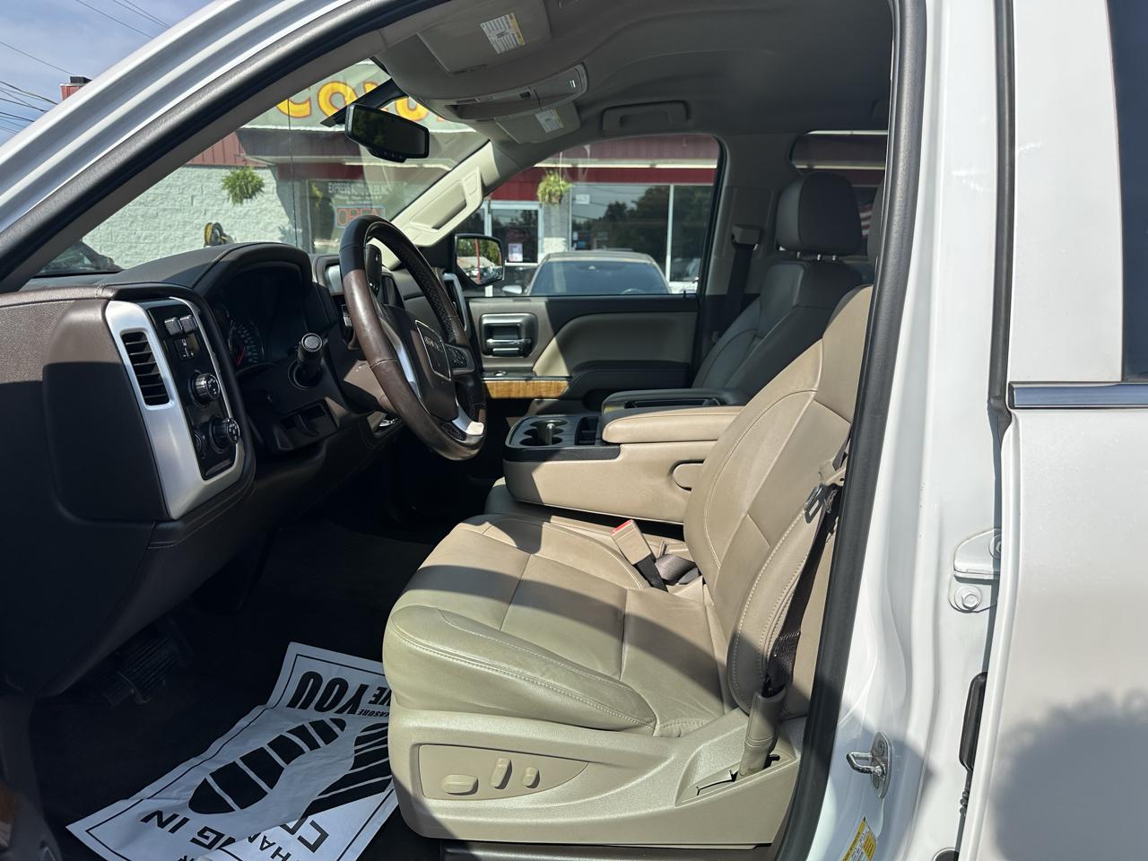 GMC Sierra 1500 4WD Crew Cab 143.5" SLT 2018