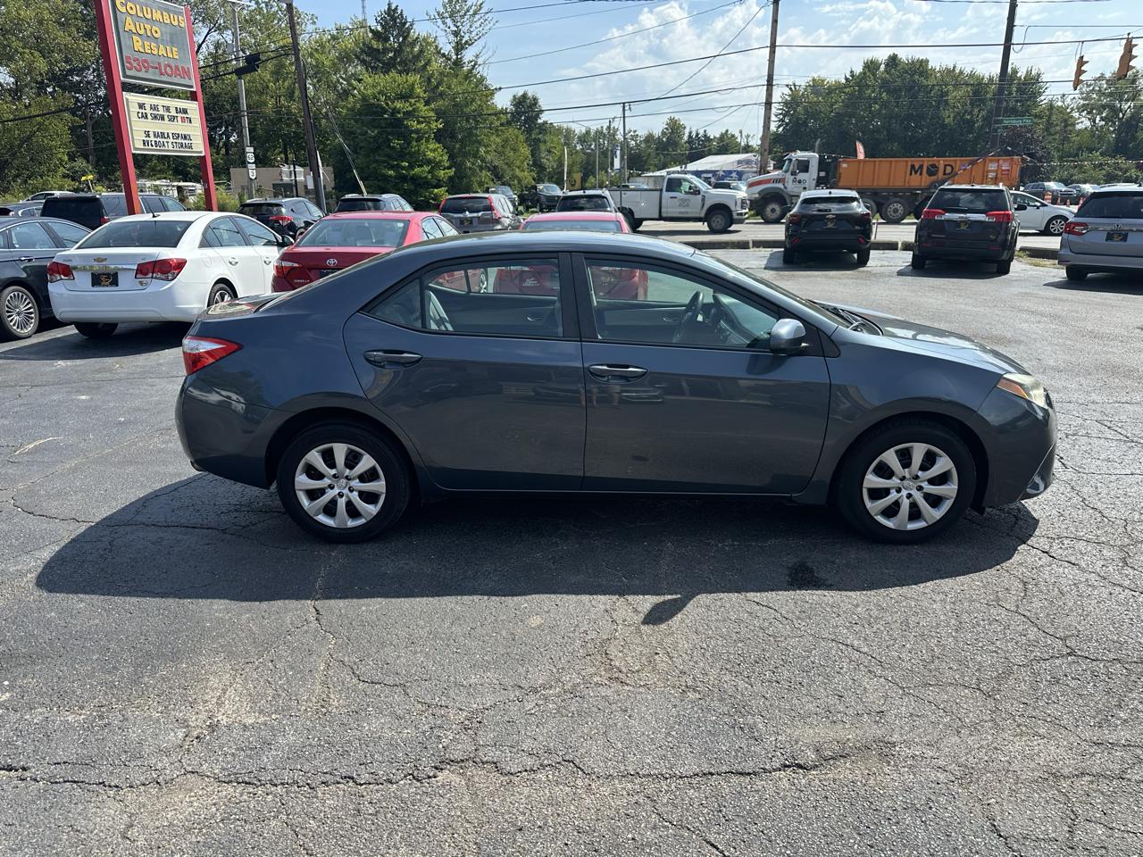 Toyota Corolla 4dr Sdn CVT LE Premium (Natl) 2015