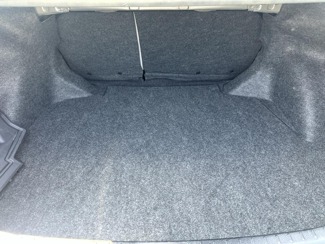 Toyota Corolla 4dr Sdn CVT LE Premium (Natl) 2015