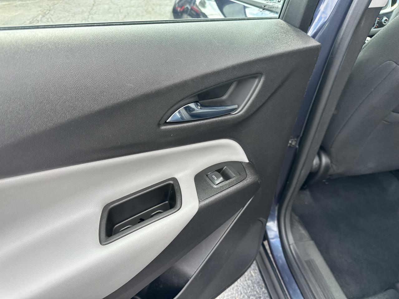 Chevrolet Equinox FWD 4dr LS w/1LS 2018