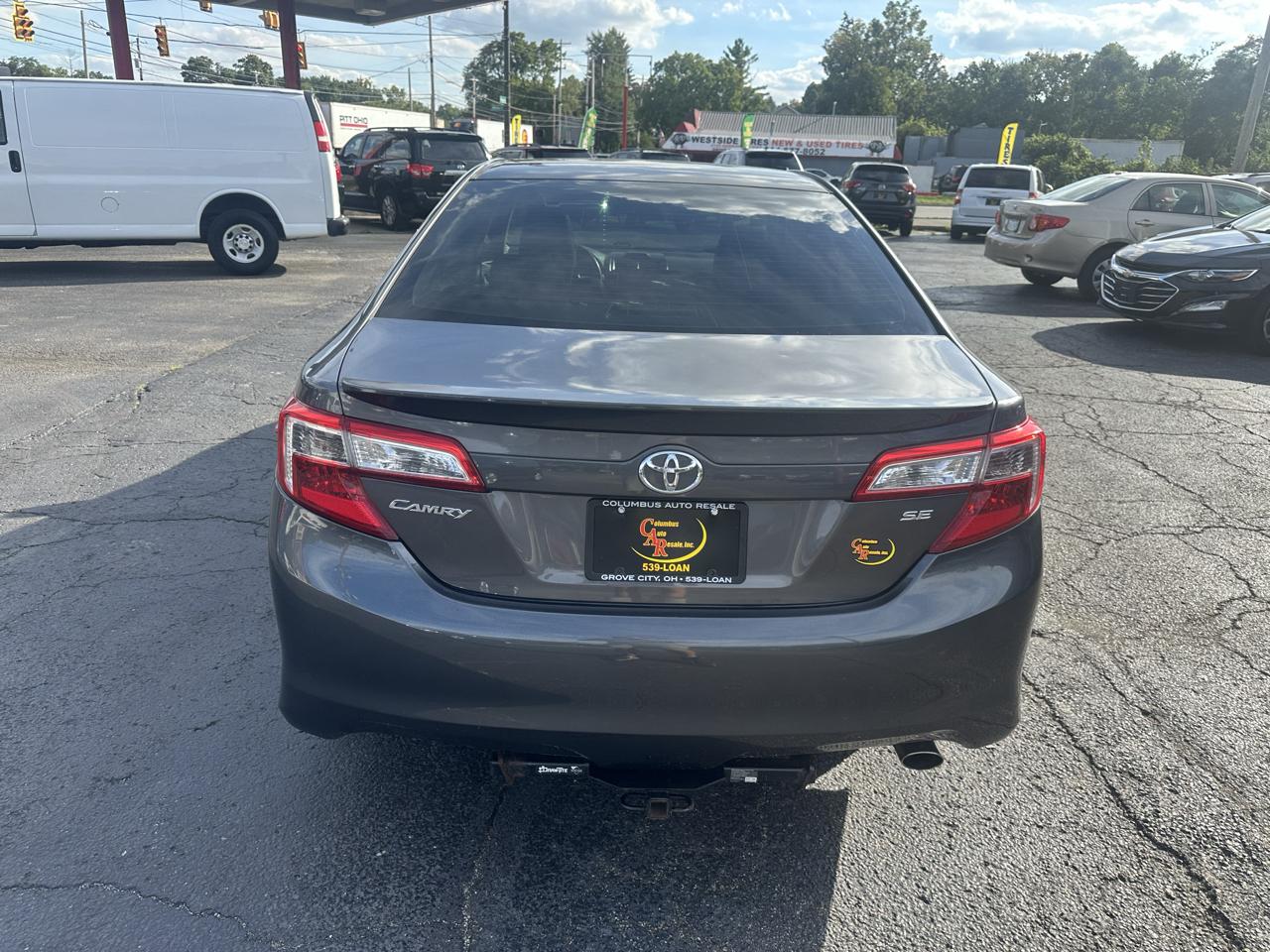 Toyota Camry 4dr Sdn I4 Auto XLE (Natl) 2013