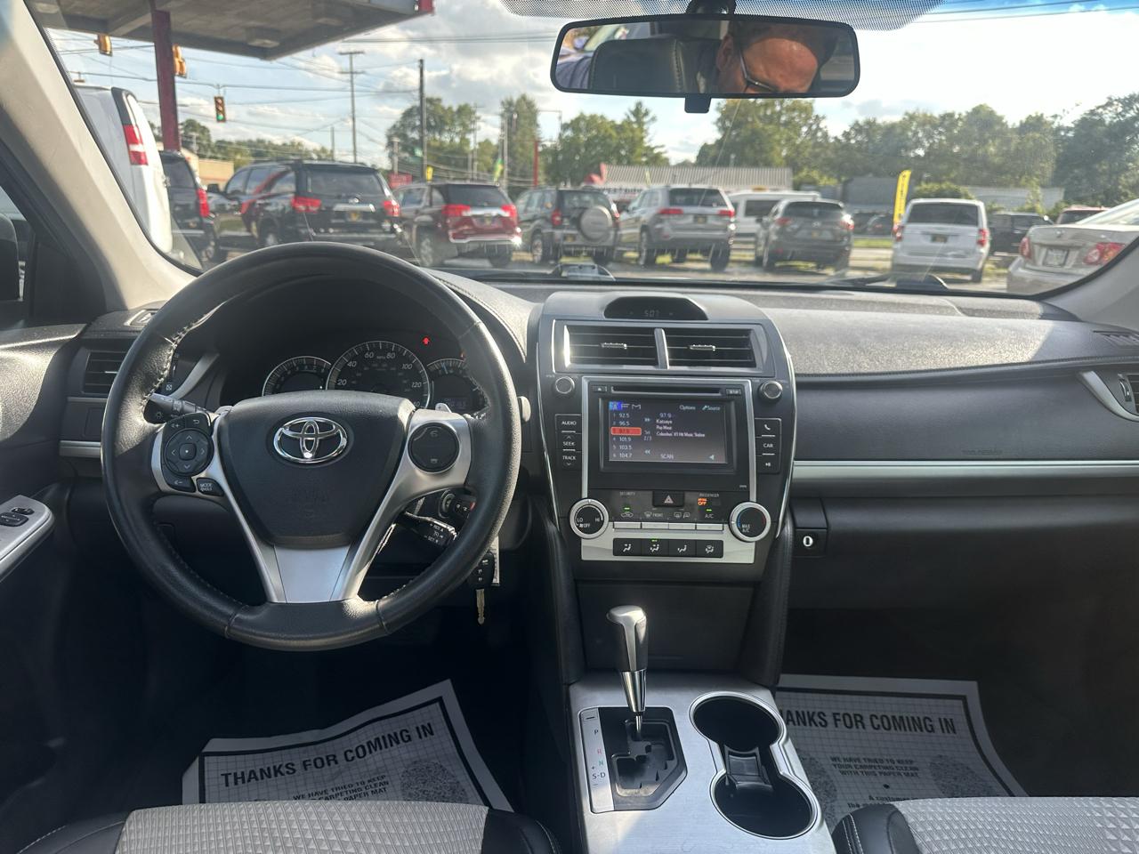 Toyota Camry 4dr Sdn I4 Auto XLE (Natl) 2013