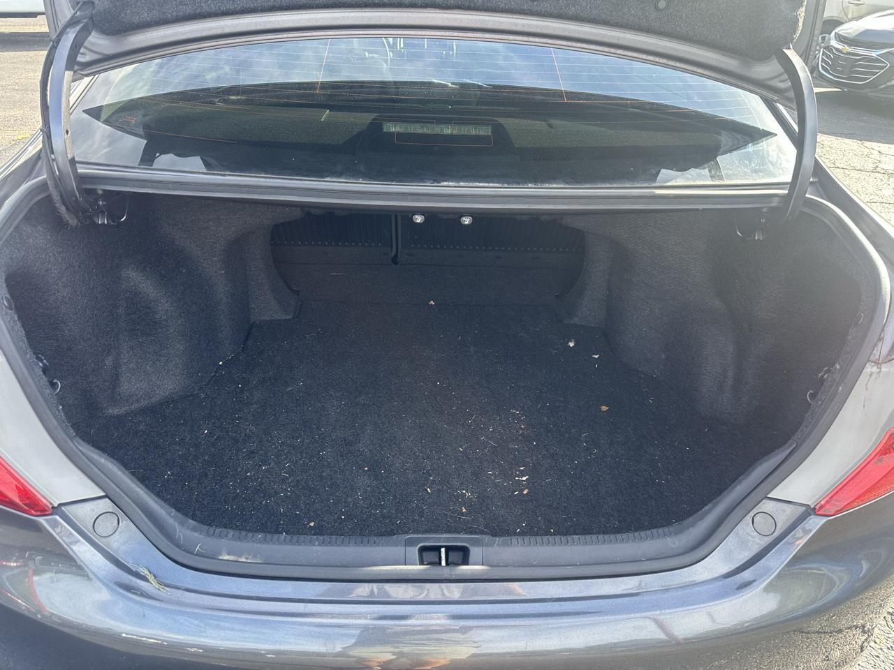 Toyota Camry 4dr Sdn I4 Auto XLE (Natl) 2013