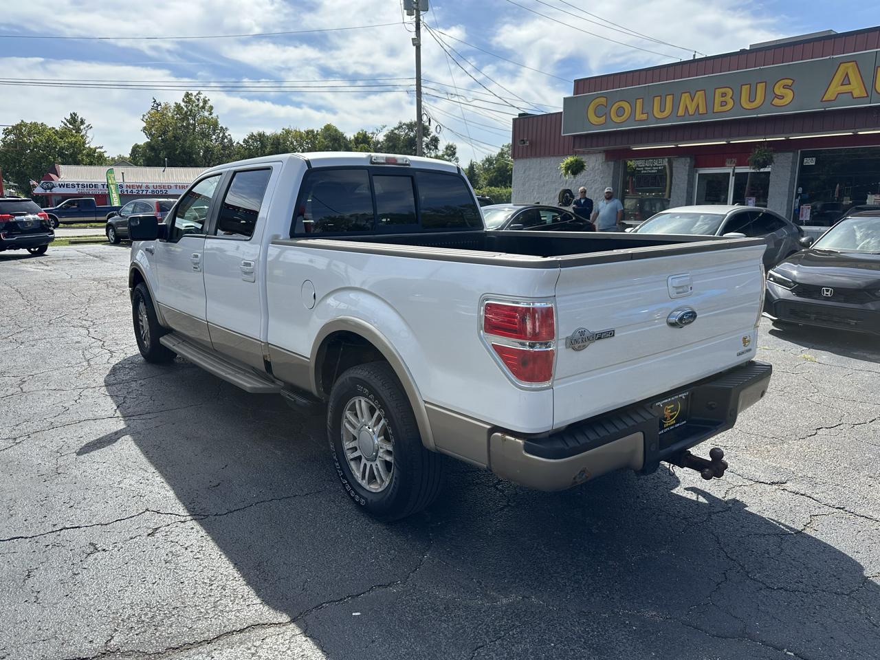 Ford F-150 4WD SuperCrew 145" Platinum 2011