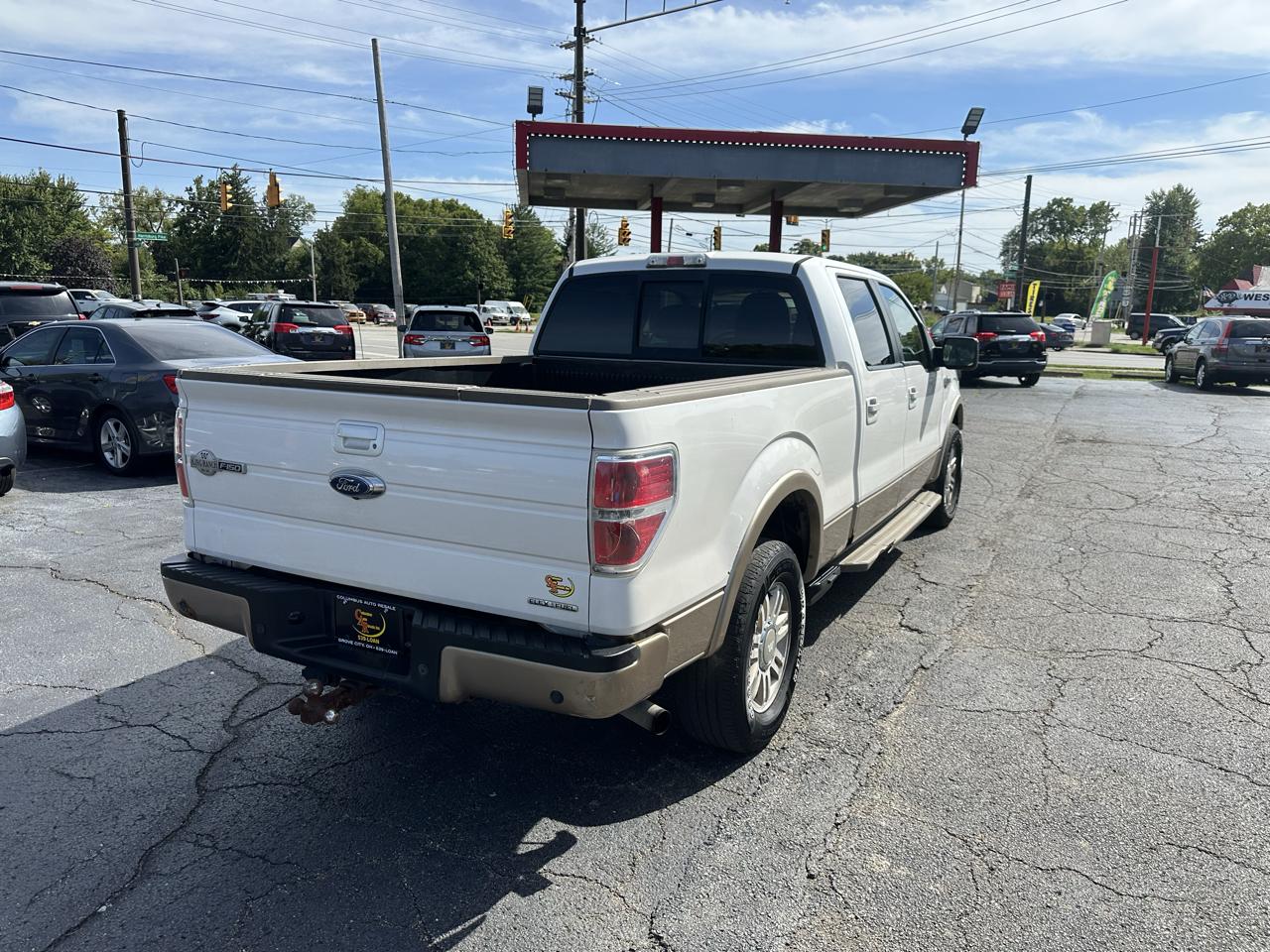 Ford F-150 4WD SuperCrew 145" Platinum 2011