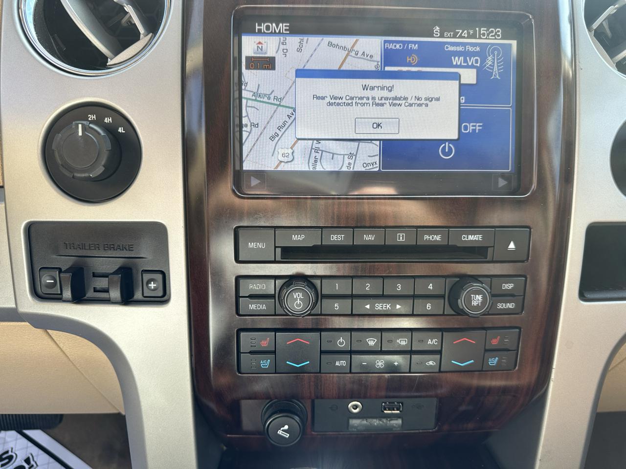Ford F-150 4WD SuperCrew 145" Platinum 2011