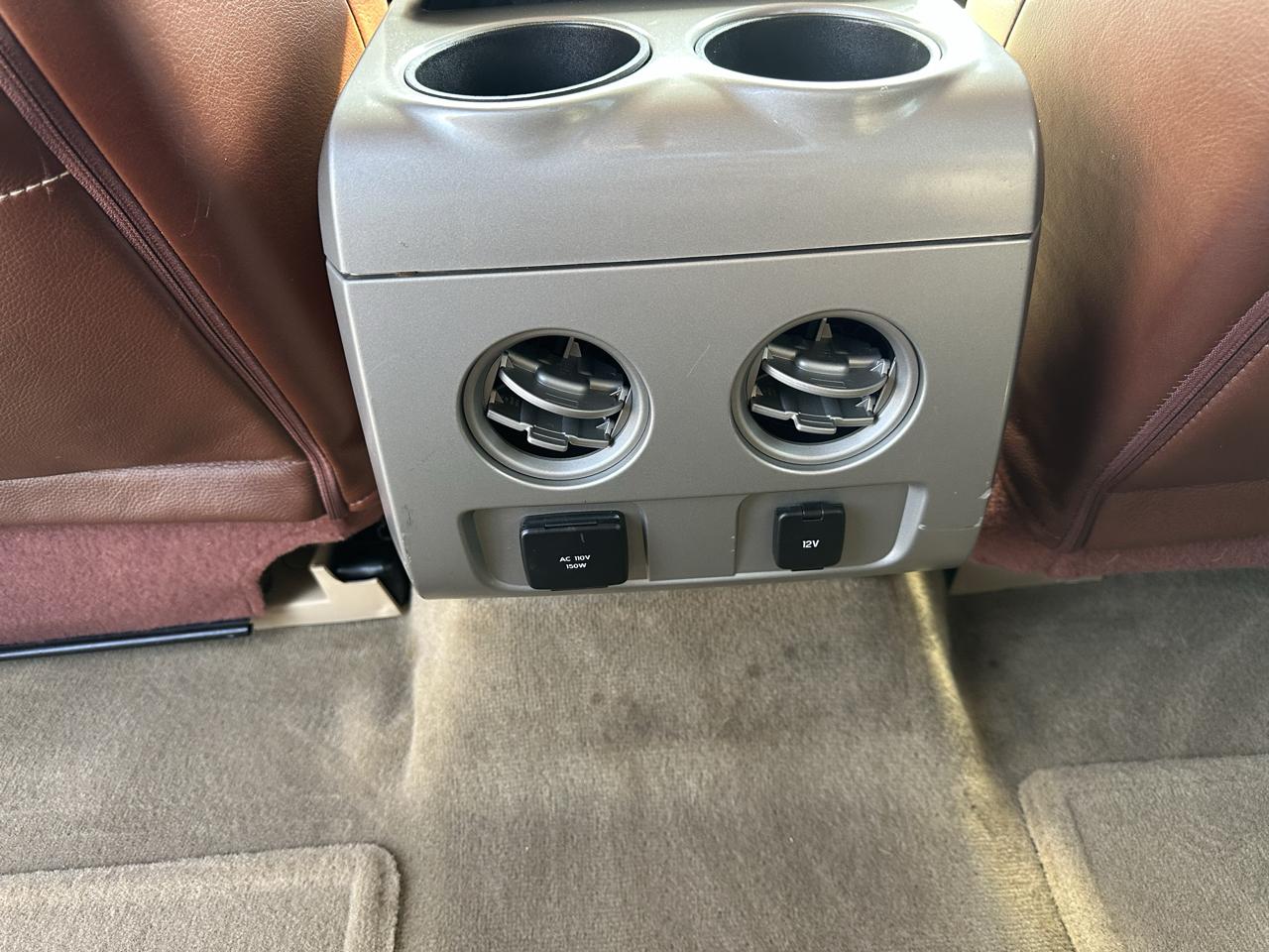 Ford F-150 4WD SuperCrew 145" Platinum 2011