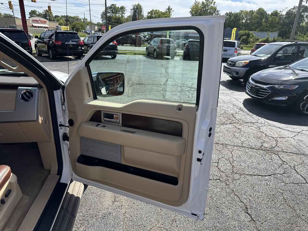 Ford F-150 4WD SuperCrew 145" Platinum 2011