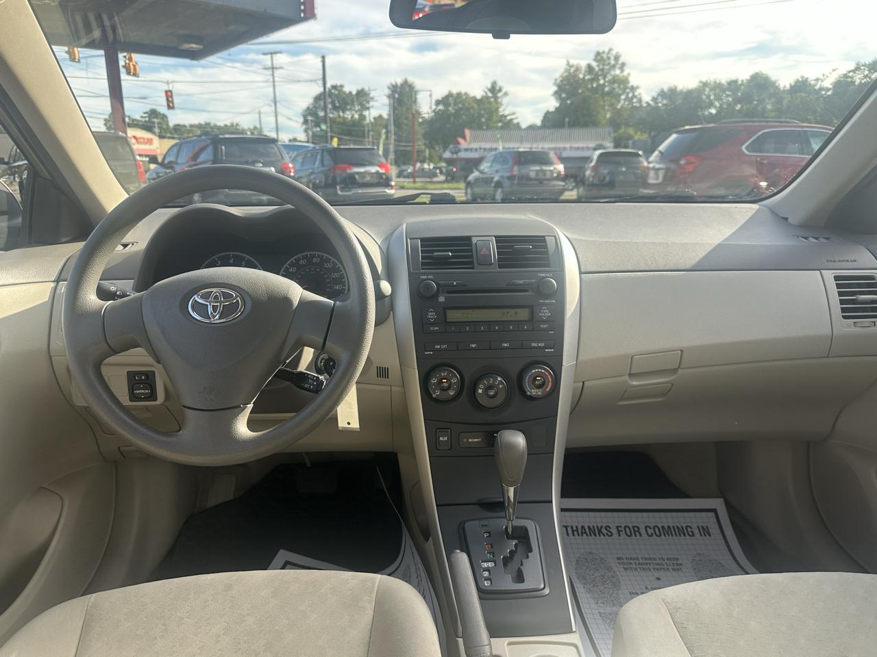 Toyota Corolla 4dr Sdn Man (Natl) 2009