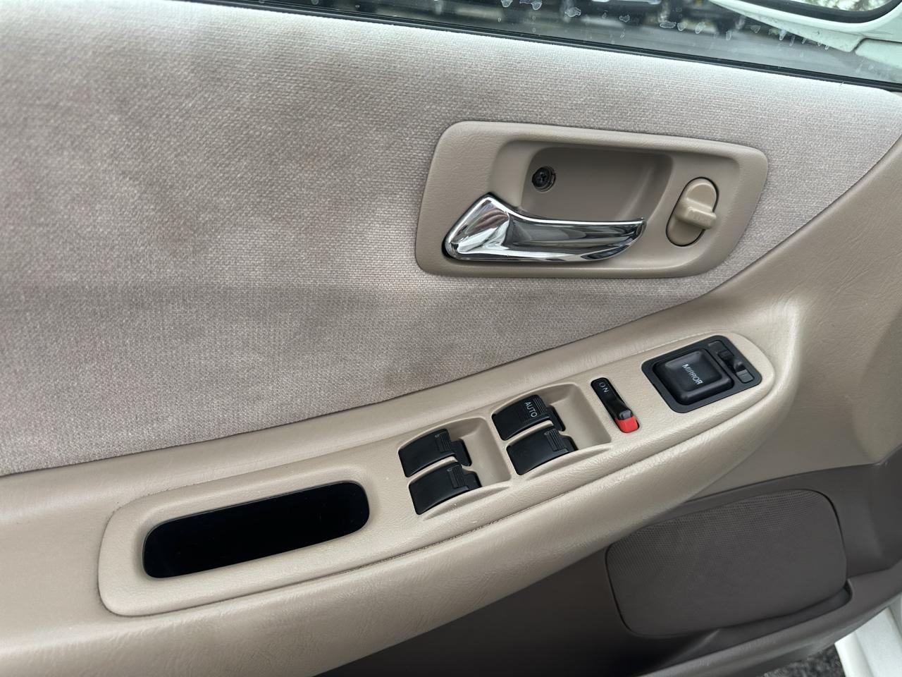 Honda Accord Sdn EX Auto ULEV w/Leather 2002