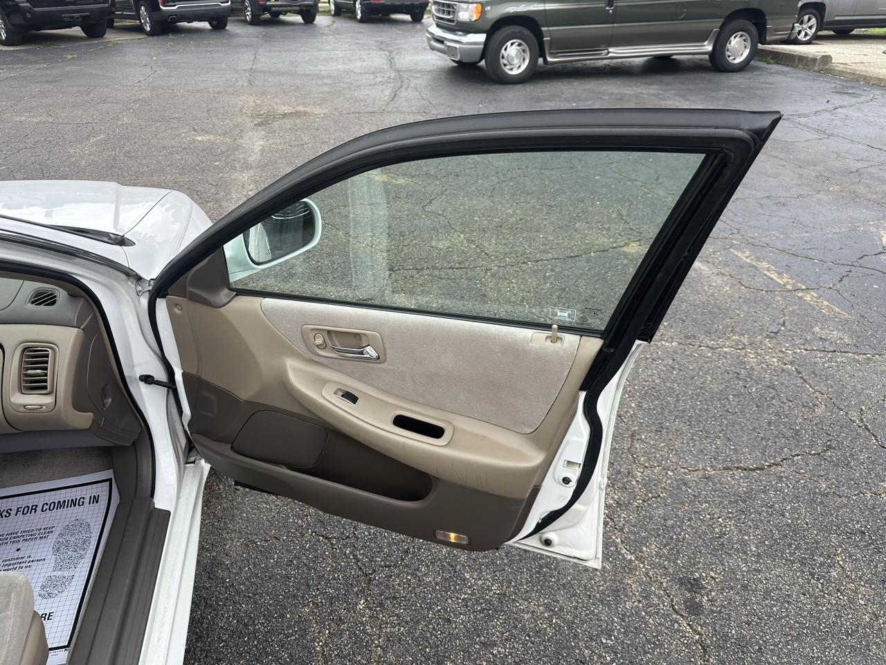 Honda Accord Sdn EX Auto ULEV w/Leather 2002