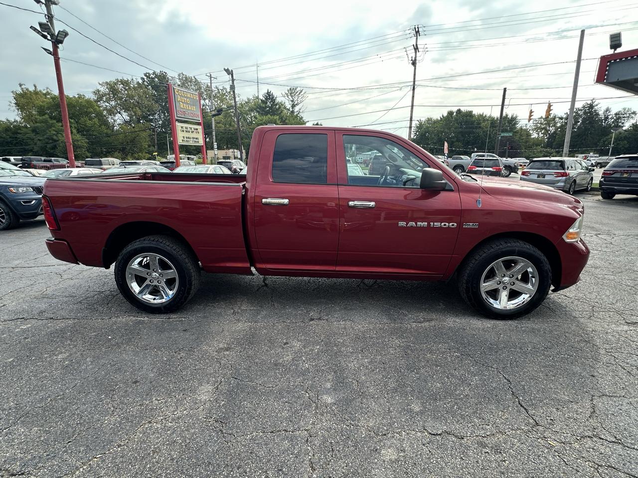 RAM 1500 4WD Quad Cab 140.5" Express 2012