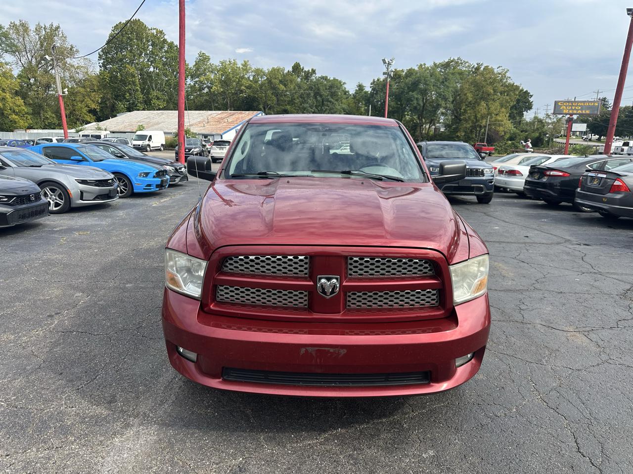 RAM 1500 4WD Quad Cab 140.5" Express 2012