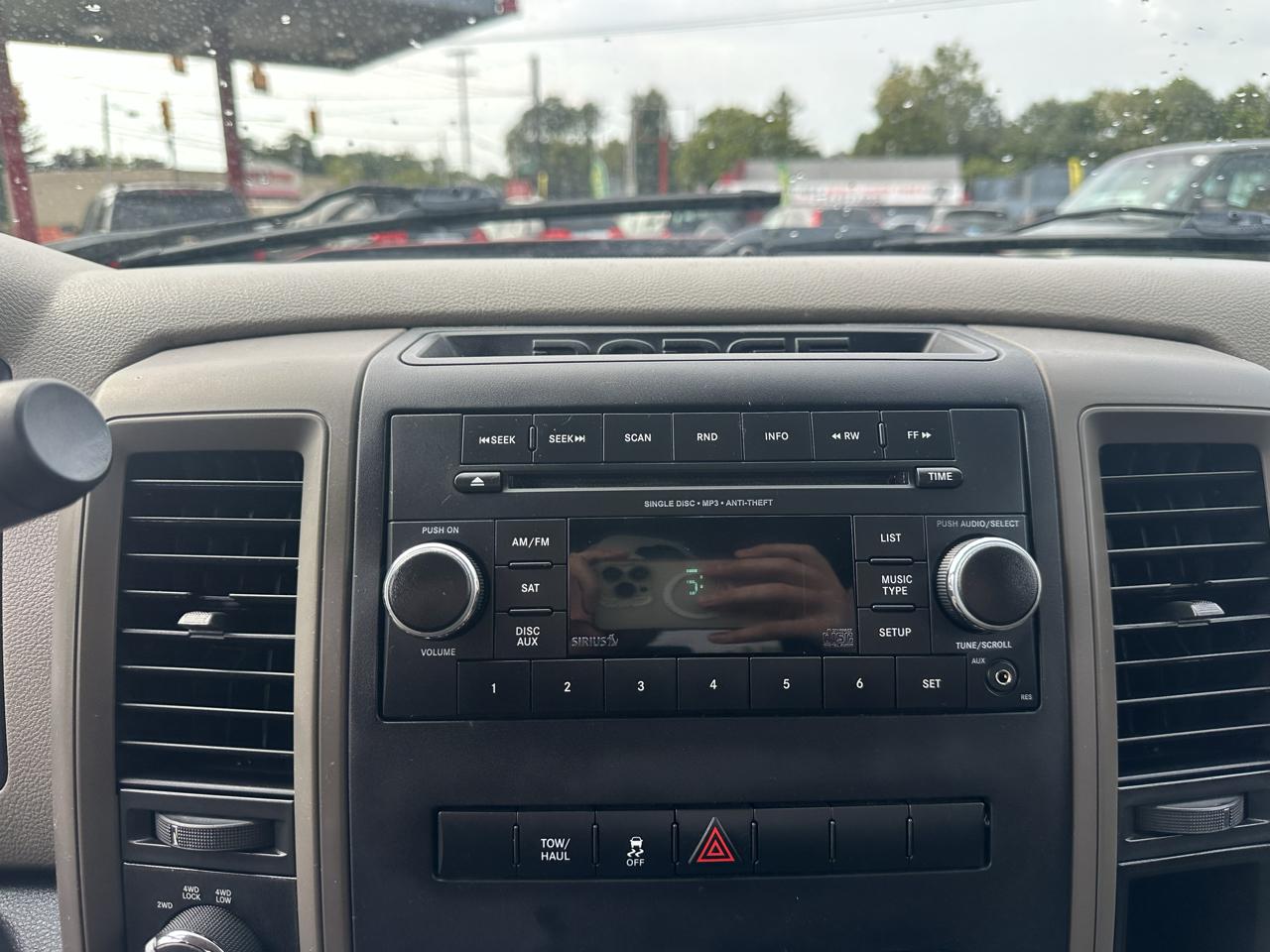 RAM 1500 4WD Quad Cab 140.5" Express 2012