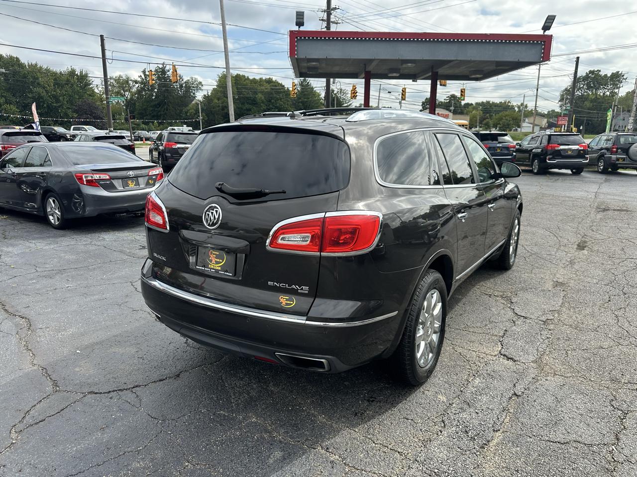 Buick Enclave AWD 4dr Premium 2013