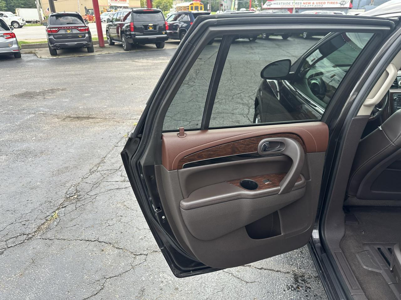 Buick Enclave AWD 4dr Premium 2013