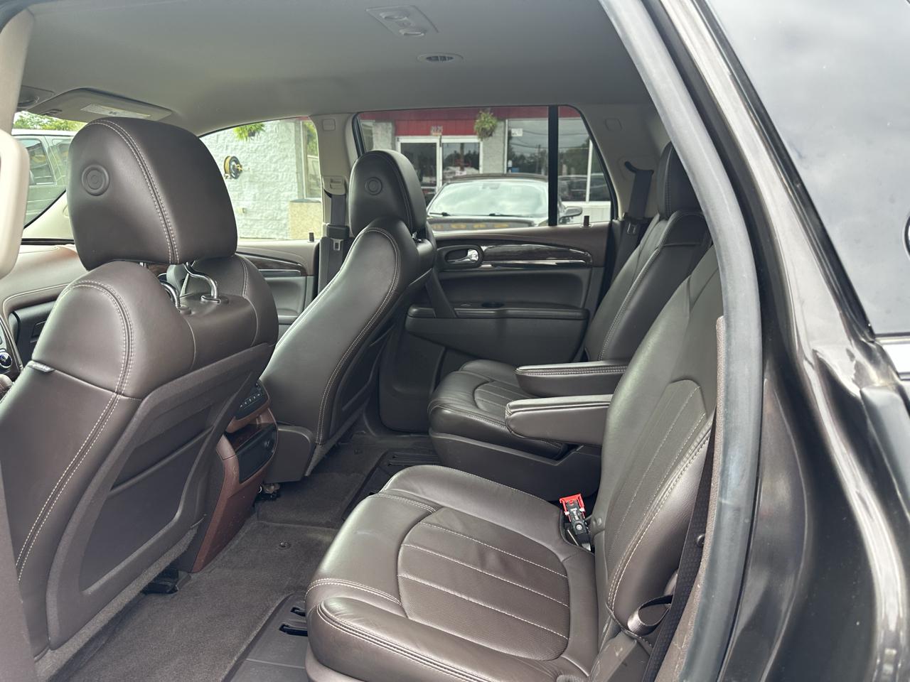 Buick Enclave AWD 4dr Premium 2013