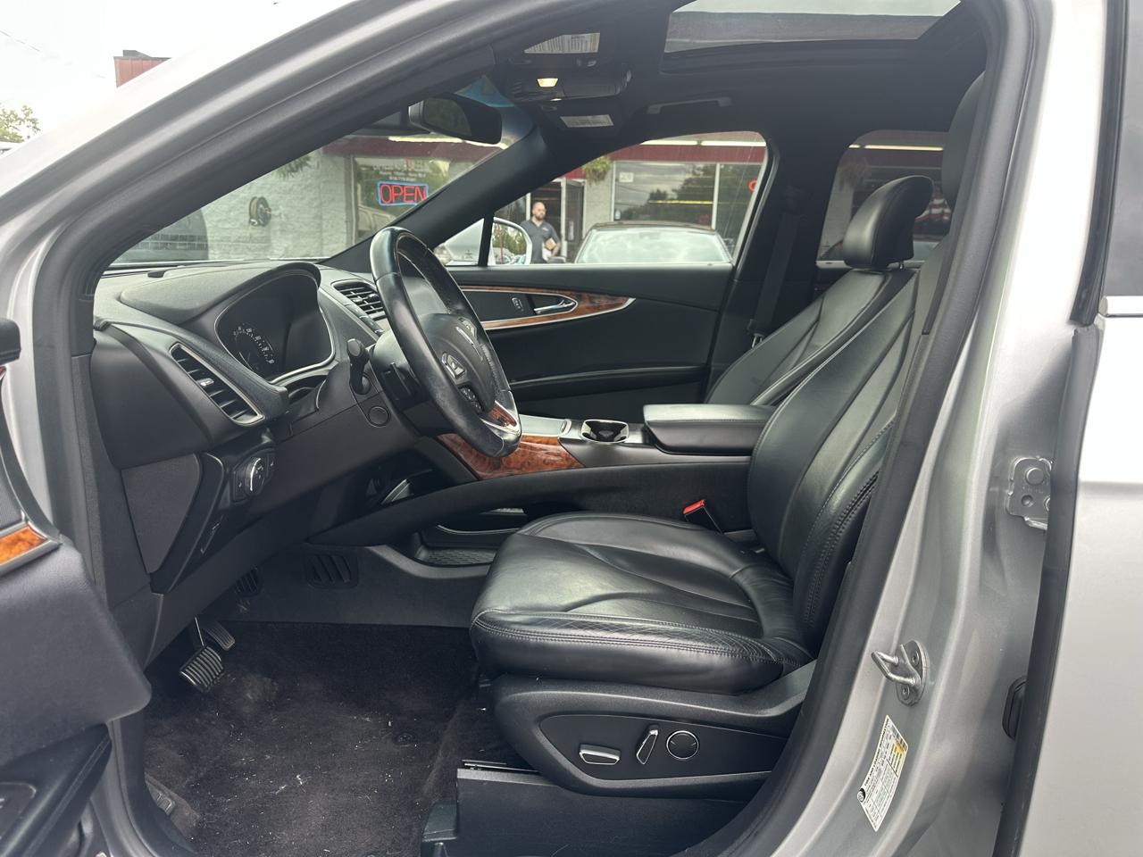 Lincoln MKX AWD 4dr Reserve 2016