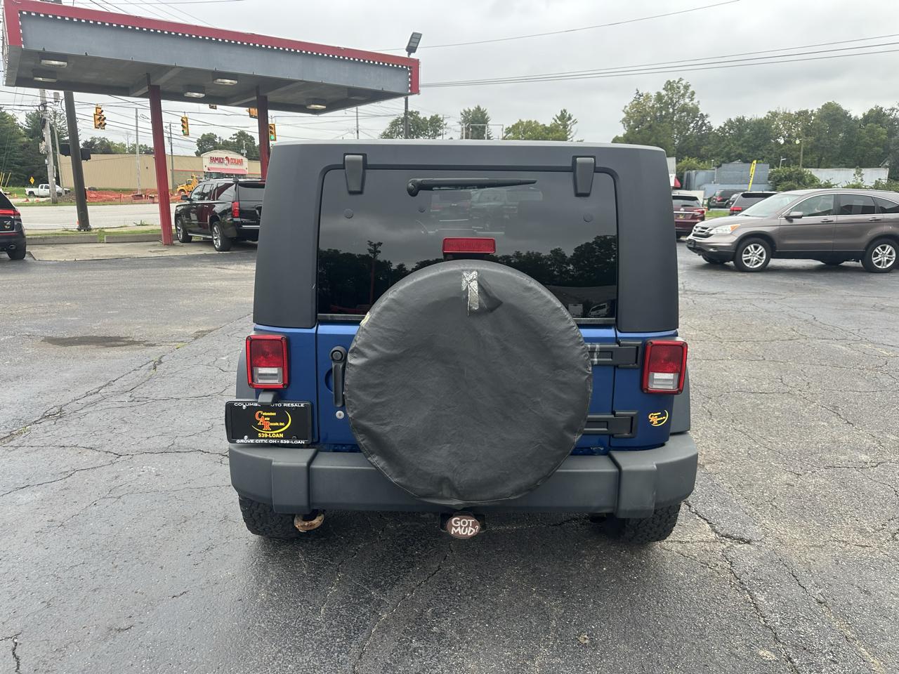 Jeep Wrangler Unlimited 4WD 4dr X 2009