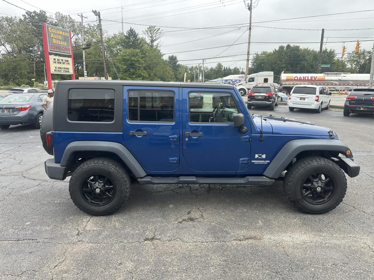 Jeep Wrangler Unlimited 4WD 4dr X 2009