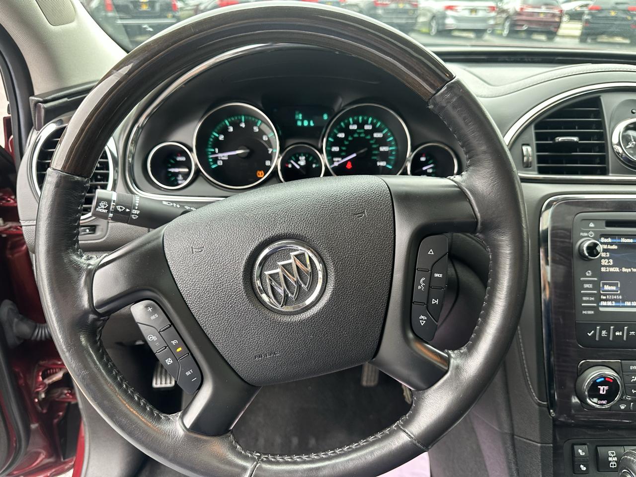 Buick Enclave AWD 4dr Leather 2017