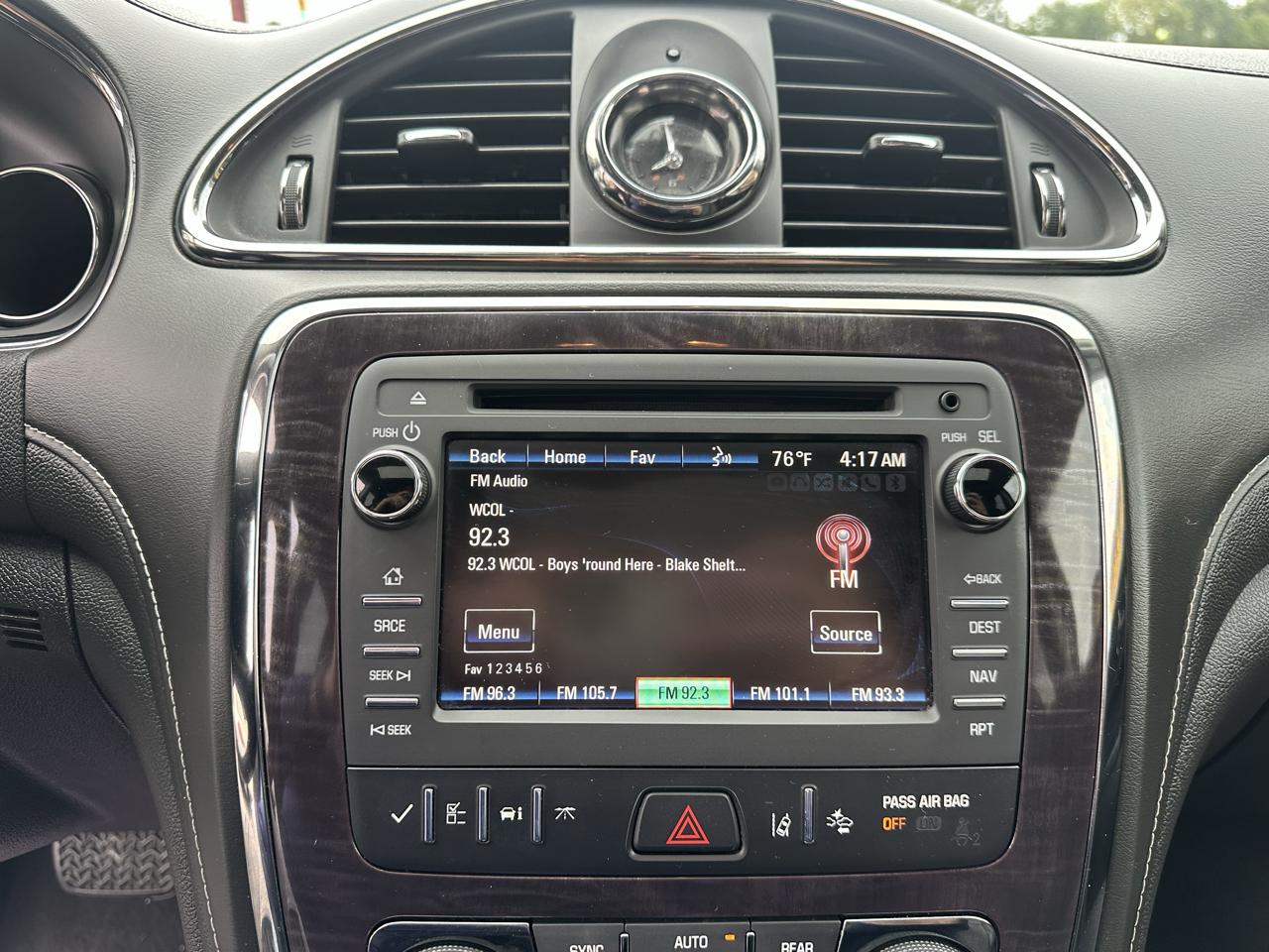 Buick Enclave AWD 4dr Leather 2017