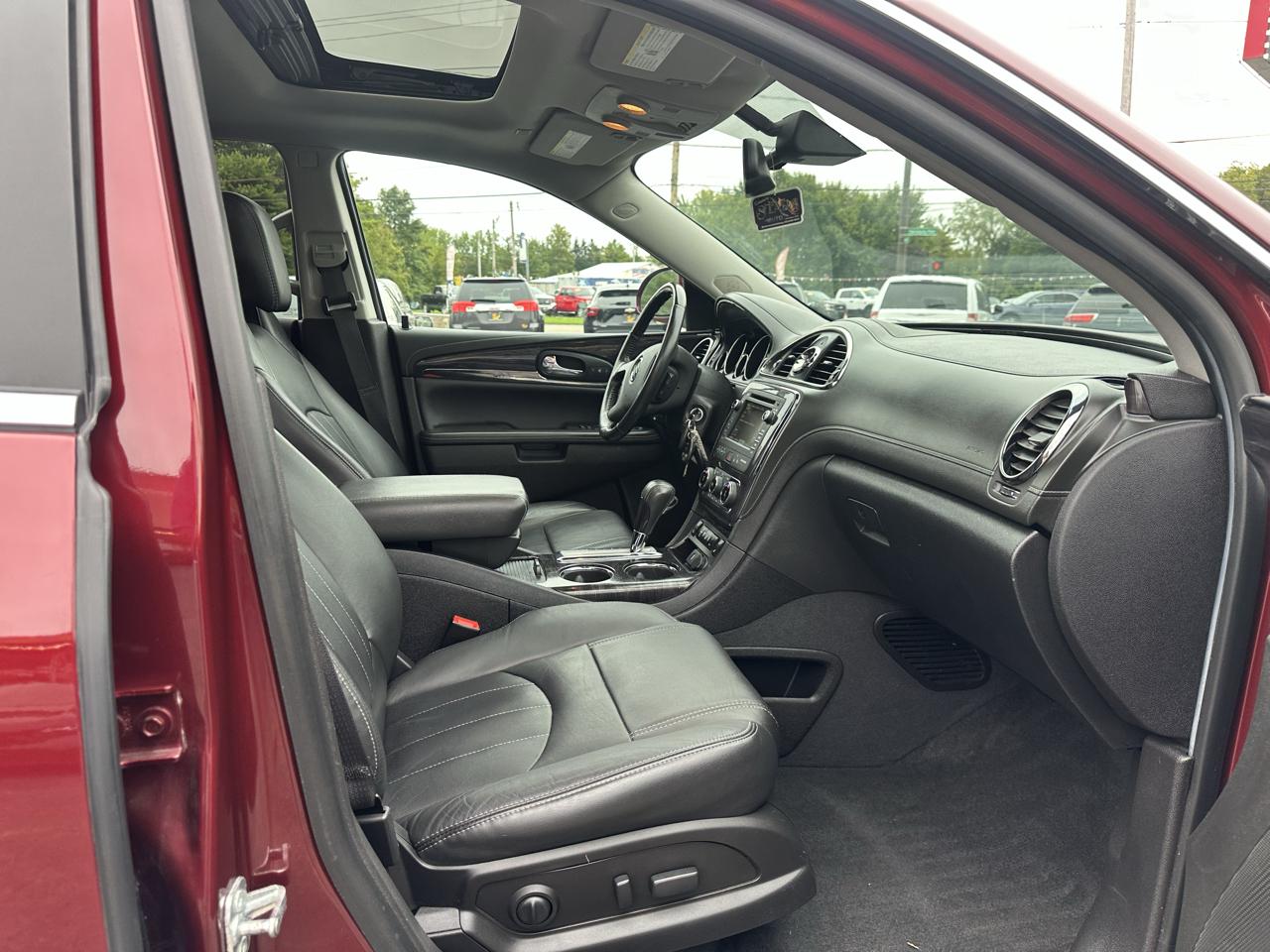 Buick Enclave AWD 4dr Leather 2017
