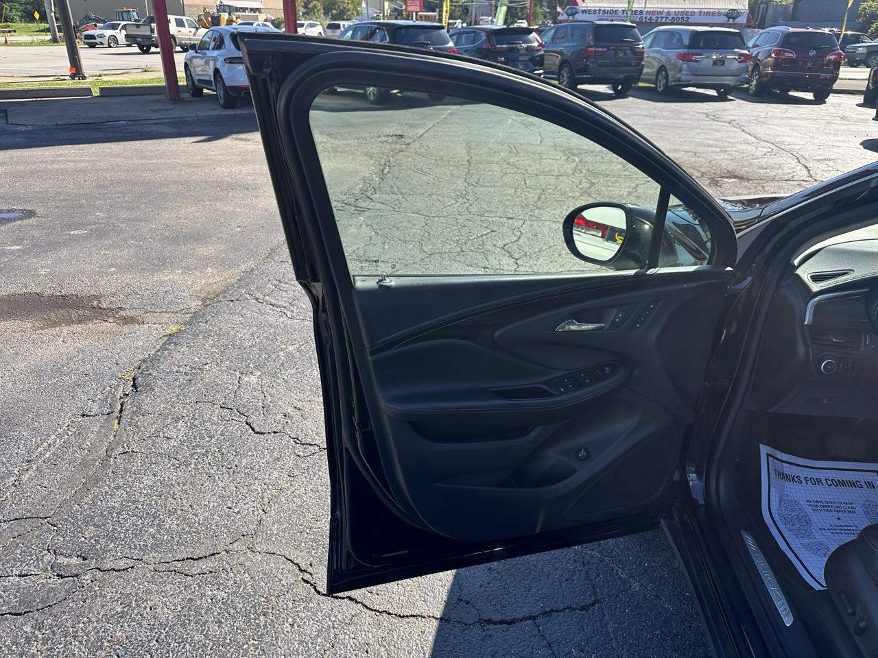 Buick Envision AWD 4dr Essence 2019