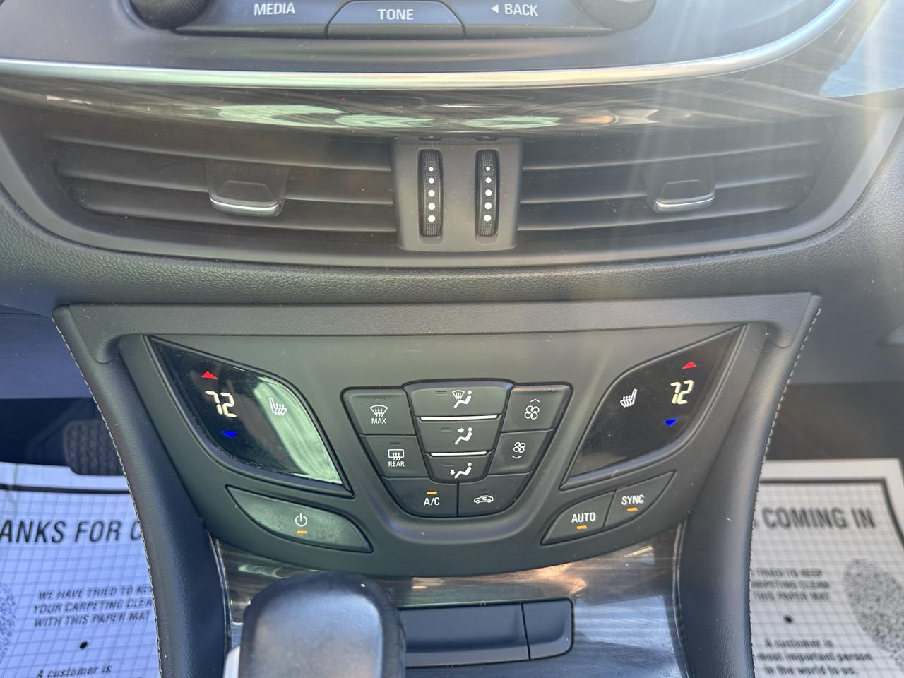 Buick Envision AWD 4dr Essence 2019