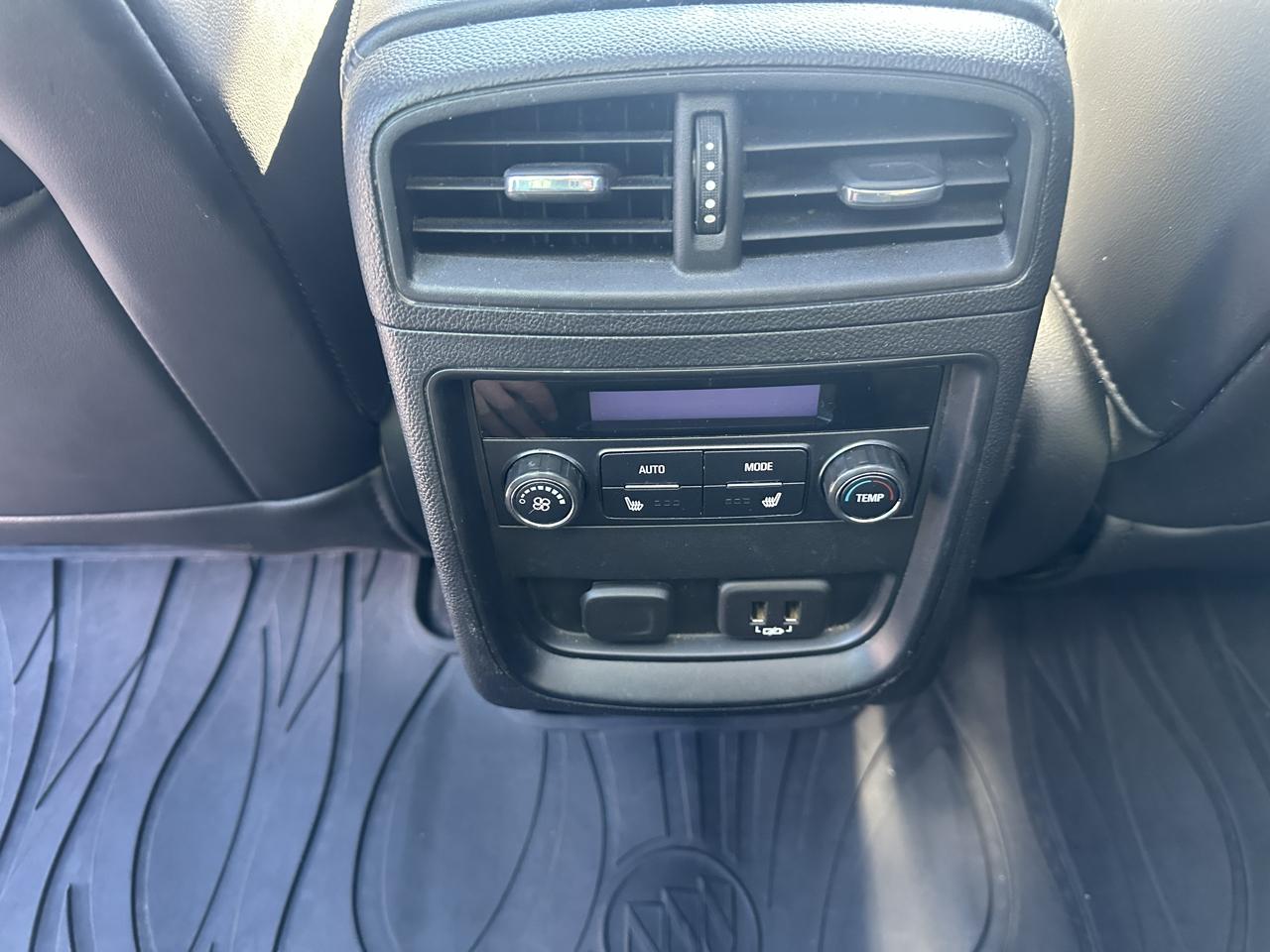 Buick Envision AWD 4dr Essence 2019