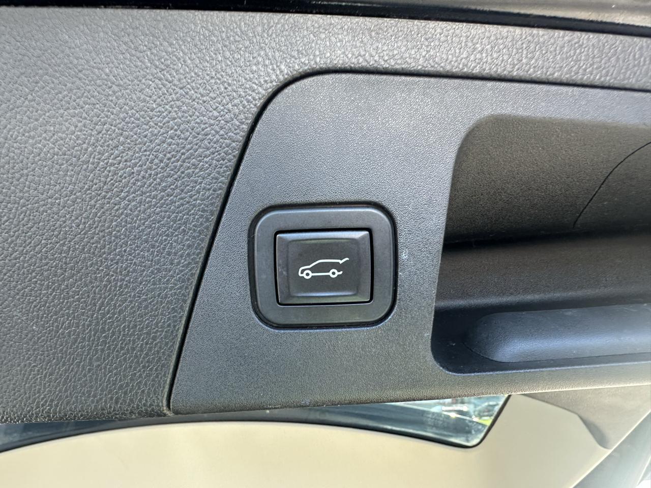 Buick Envision AWD 4dr Essence 2019