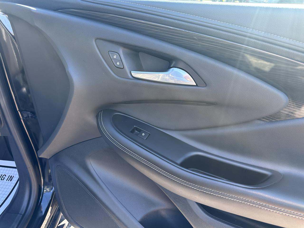 Buick Envision AWD 4dr Essence 2019