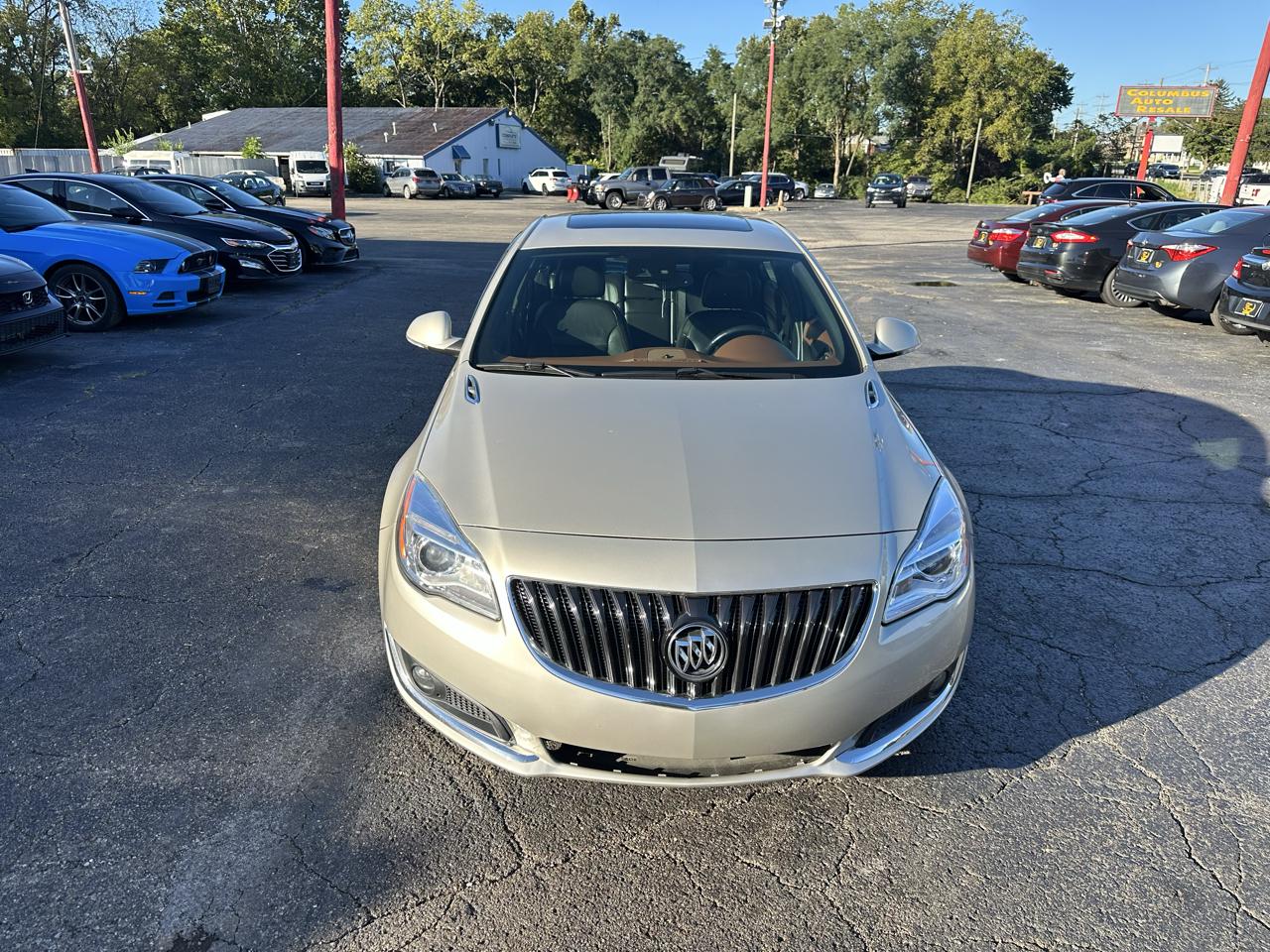 Buick Regal 4dr Sdn Premium II FWD 2016