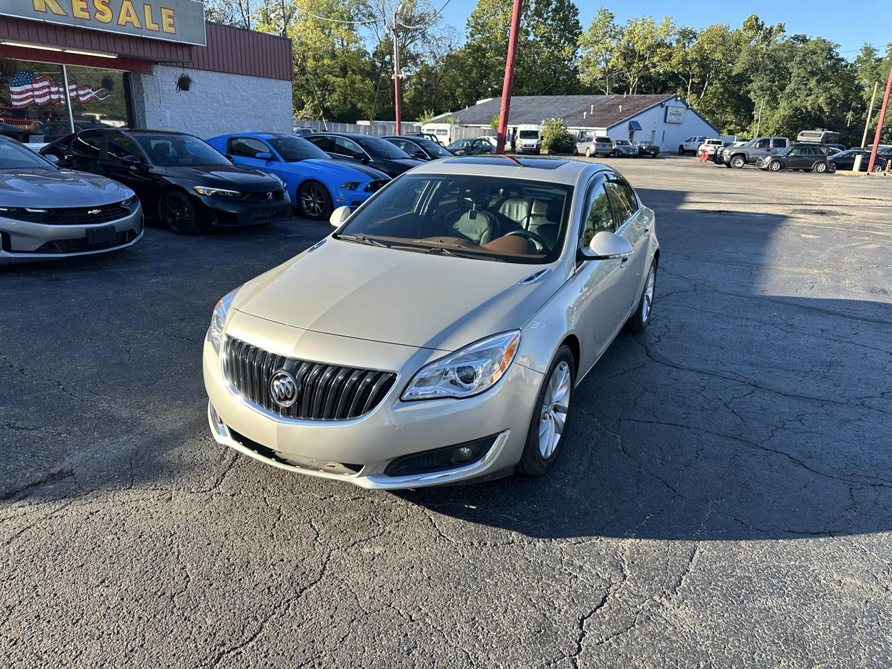 Buick Regal 4dr Sdn Premium II FWD 2016
