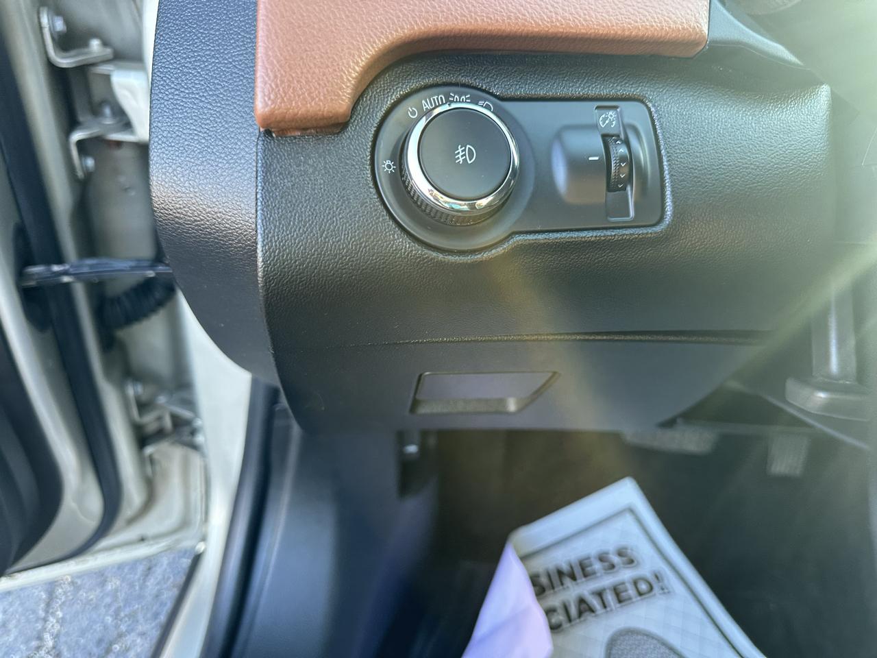 Buick Regal 4dr Sdn Premium II FWD 2016