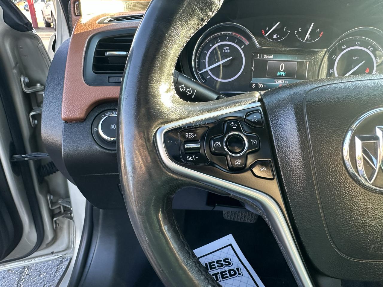 Buick Regal 4dr Sdn Premium II FWD 2016