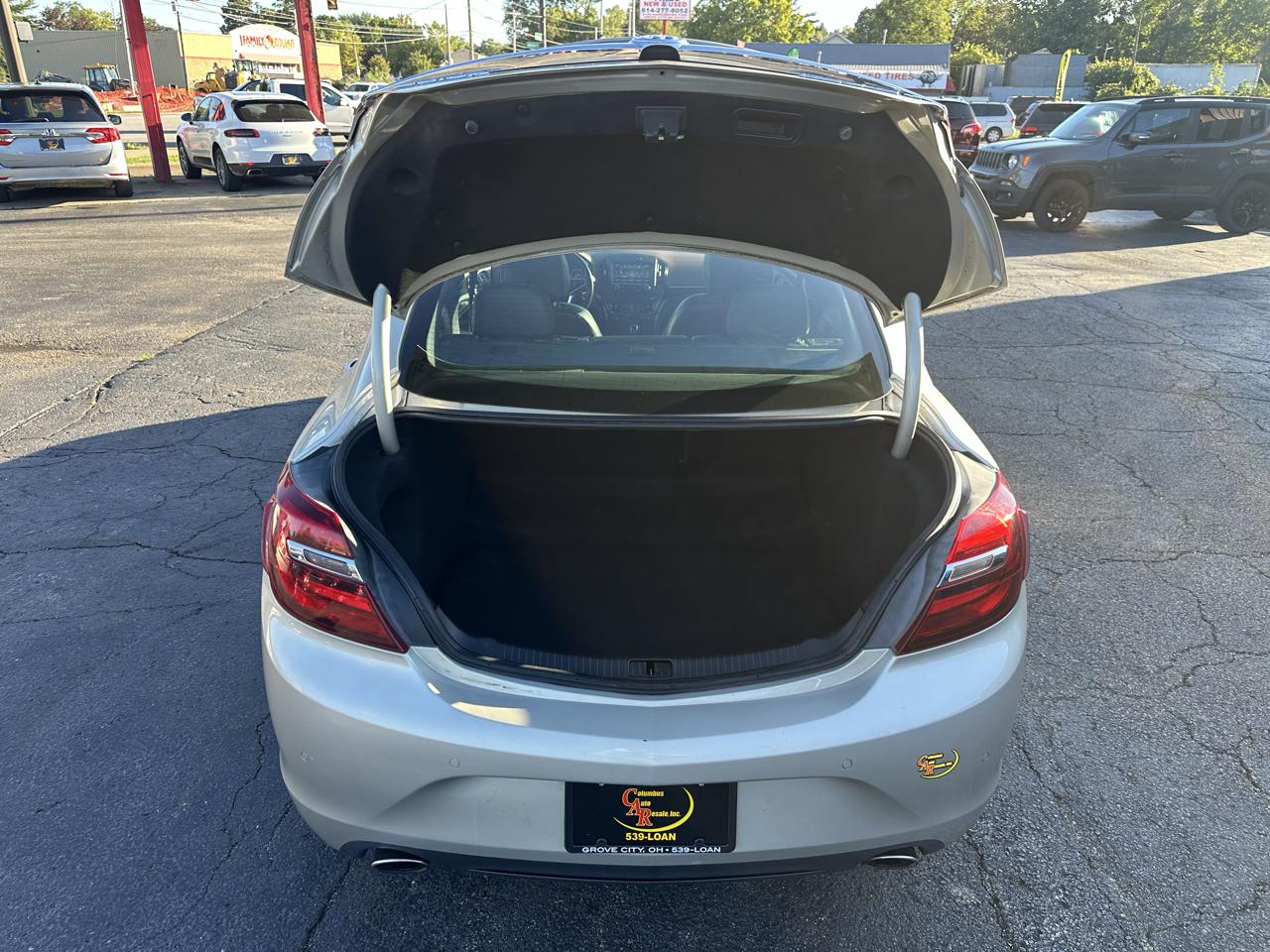 Buick Regal 4dr Sdn Premium II FWD 2016