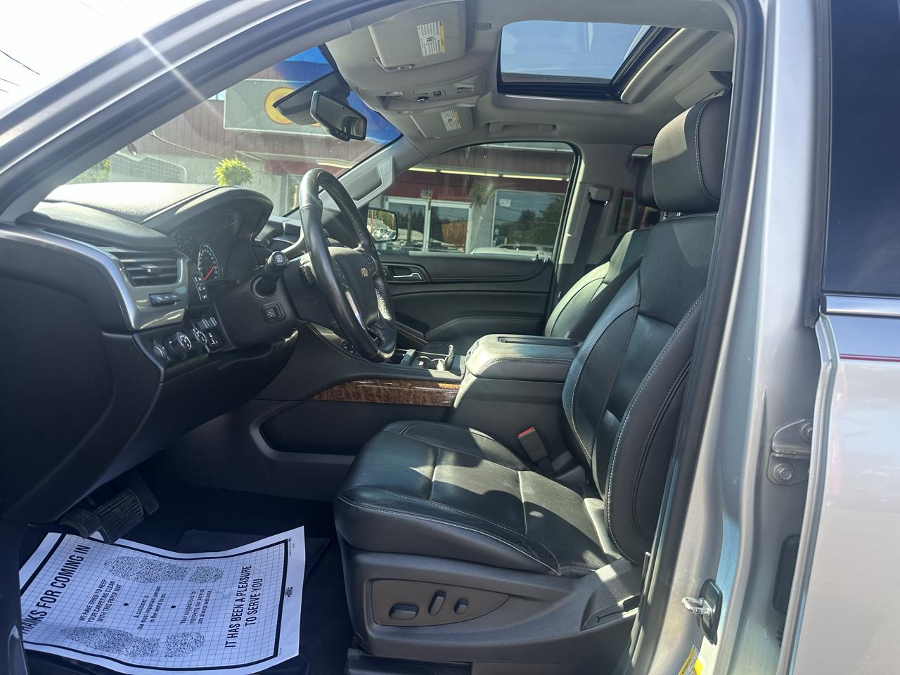 Chevrolet Suburban 4WD 4dr 1500 Premier 2018