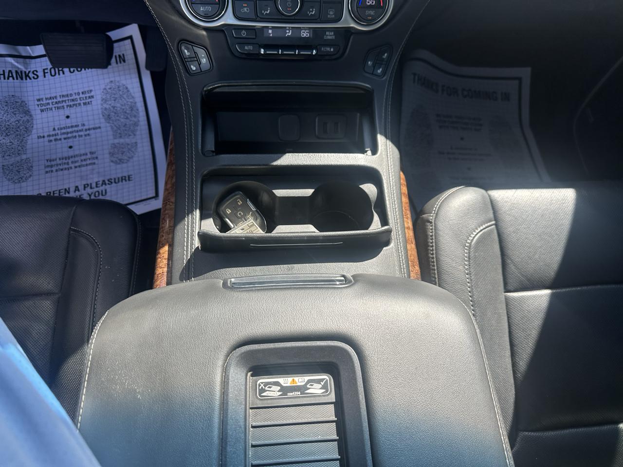 Chevrolet Suburban 4WD 4dr 1500 Premier 2018