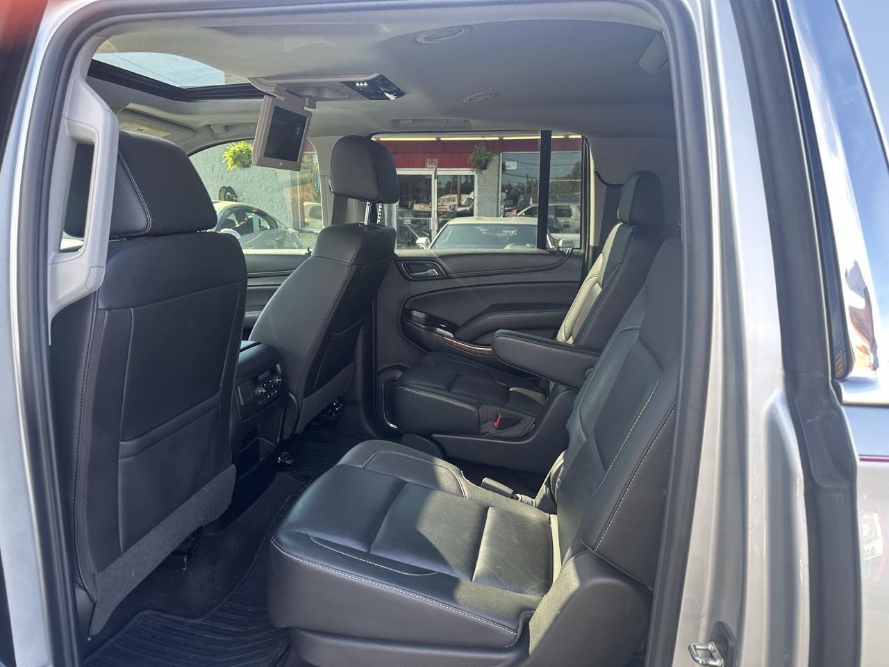 Chevrolet Suburban 4WD 4dr 1500 Premier 2018