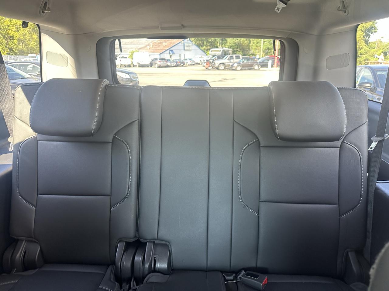 Chevrolet Suburban 4WD 4dr 1500 Premier 2018