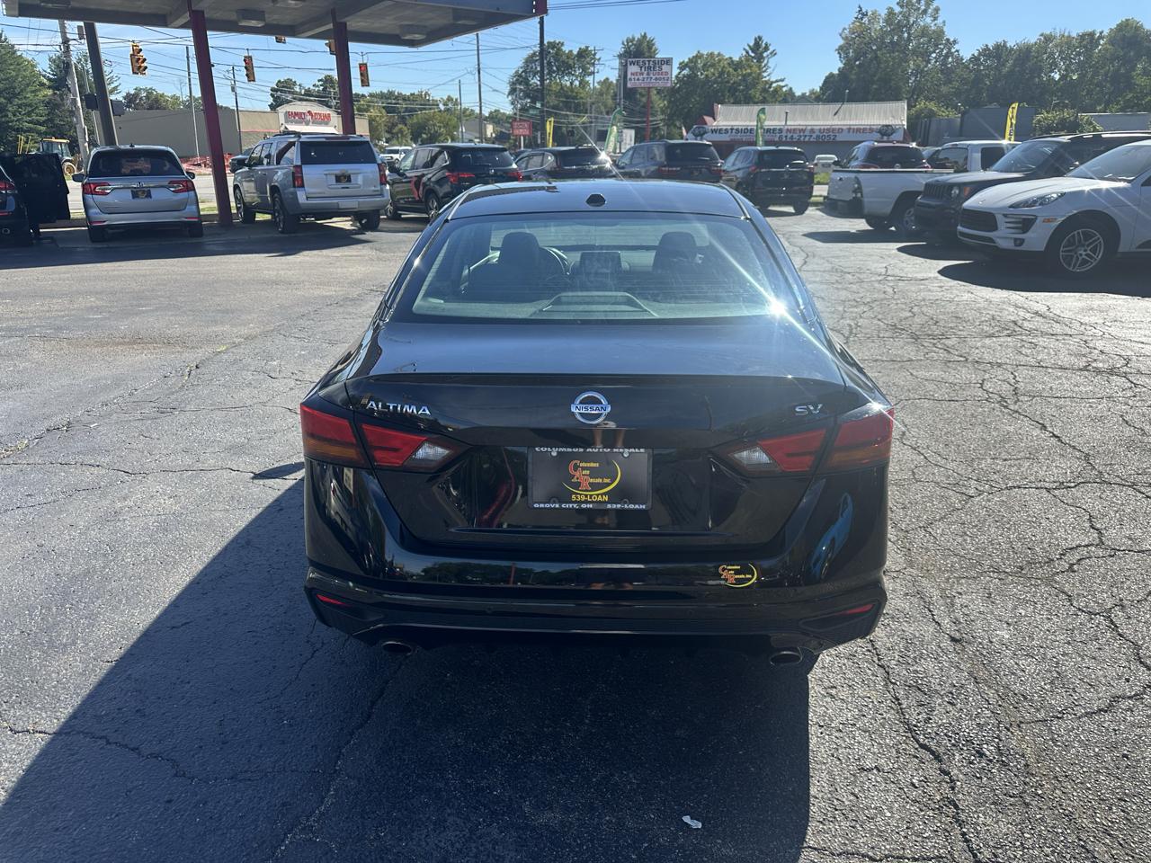 Nissan Altima 2.5 SV Sedan 2019