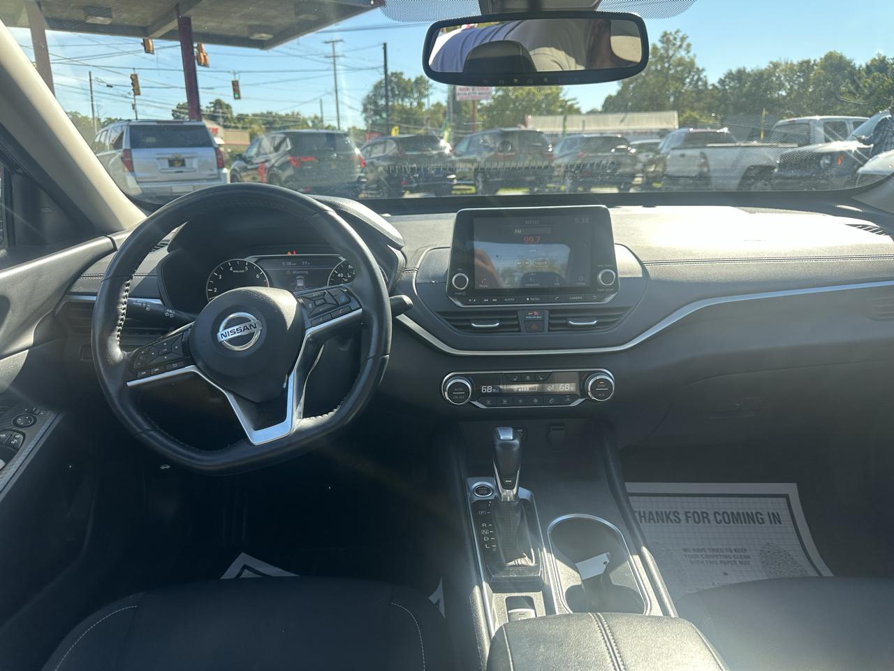 Nissan Altima 2.5 SV Sedan 2019