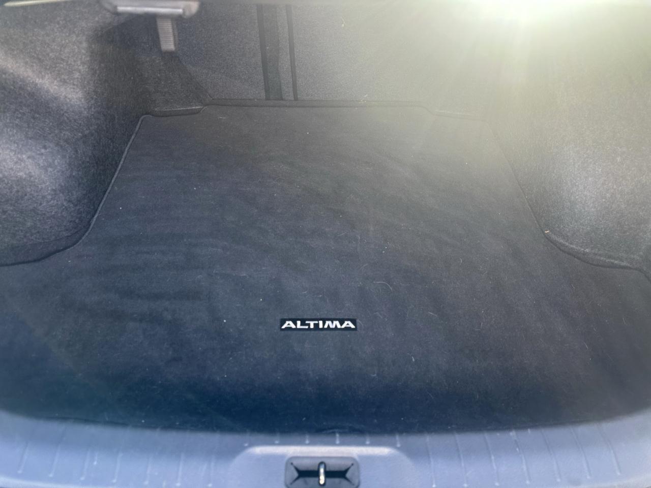 Nissan Altima 2.5 SV Sedan 2019