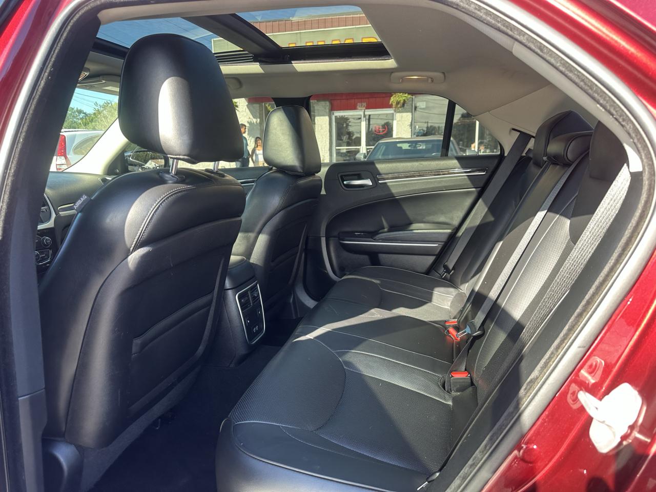 Chrysler 300 Limited AWD 2019